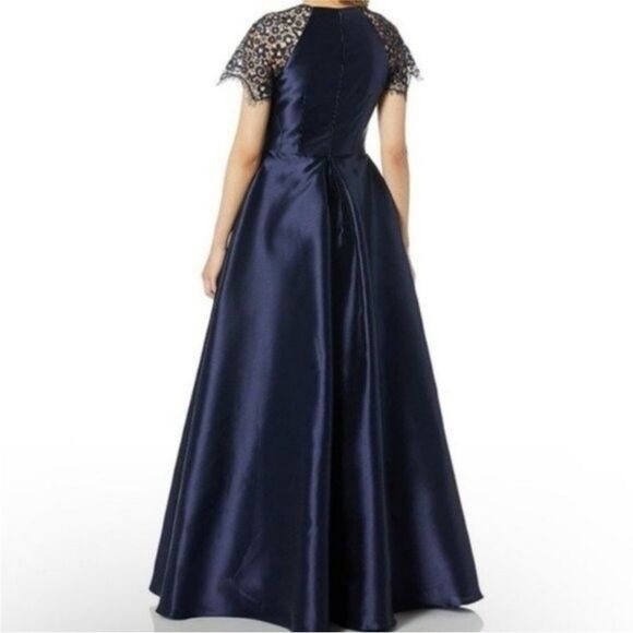 Monique Lhuillier Navy Blue Ball Gown NWT size 4 $545 - Picture 2 of 6